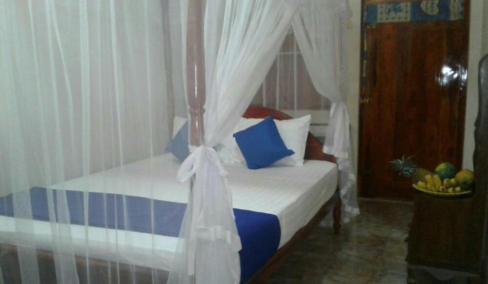 Jaya Home Stay Тангале Екстериор снимка