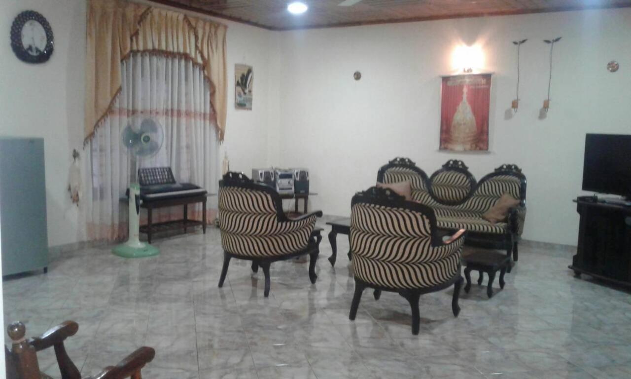 Jaya Home Stay Тангале Екстериор снимка