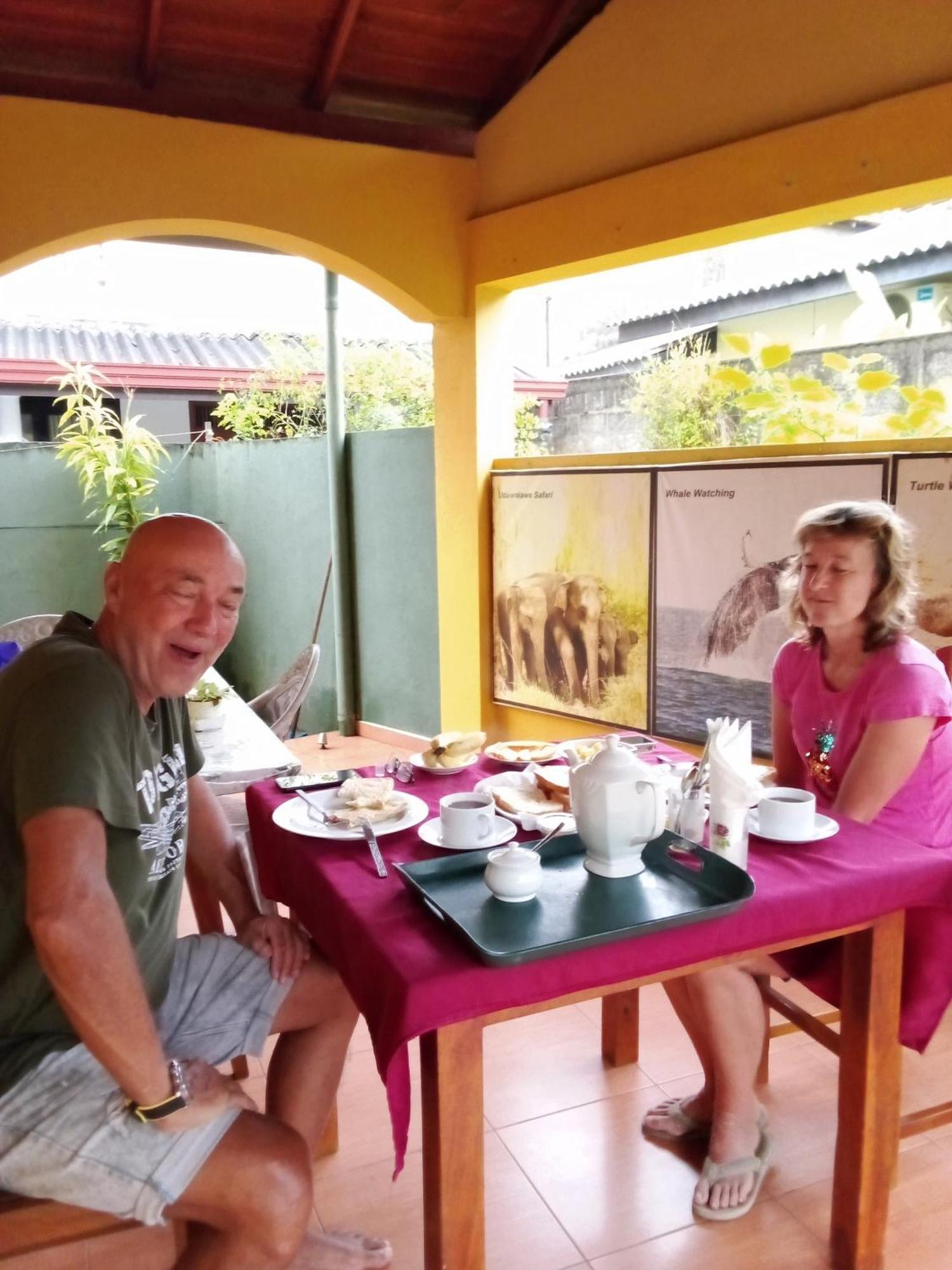 Jaya Home Stay Тангале Екстериор снимка