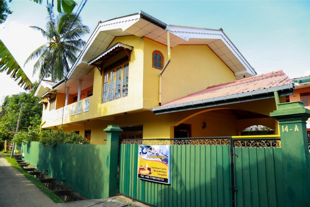 Jaya Home Stay Тангале Екстериор снимка